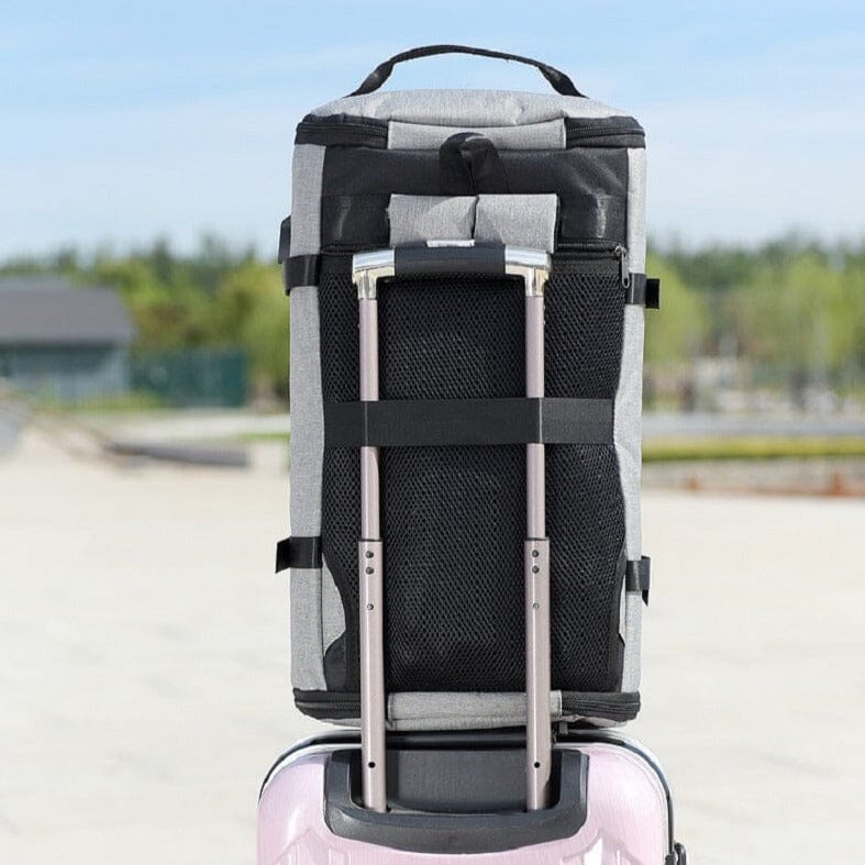 Mochila com compartimento antifurto e para sapatos conectados